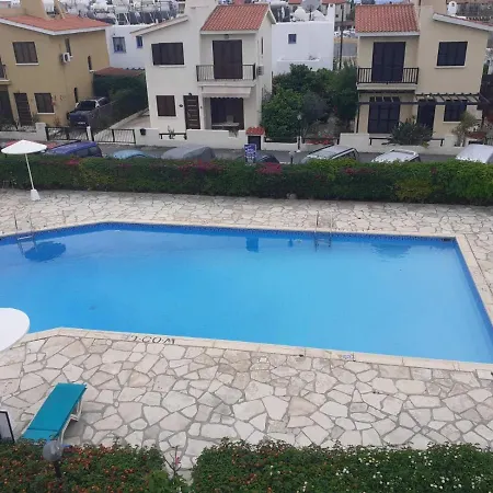 Violeta Gardens