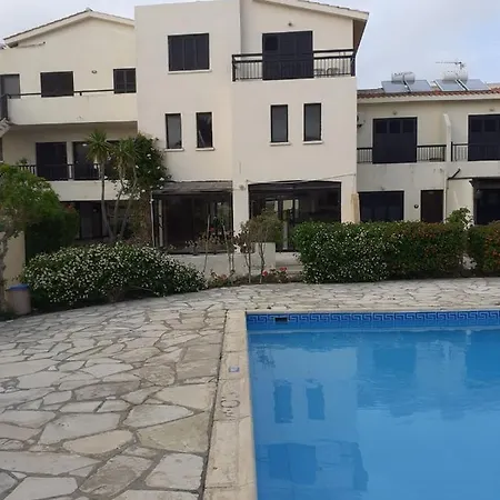 Violeta Gardens Paphos