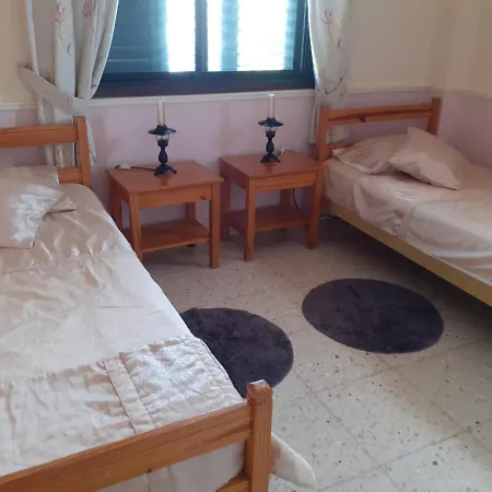 Violeta Gardens Apartment *